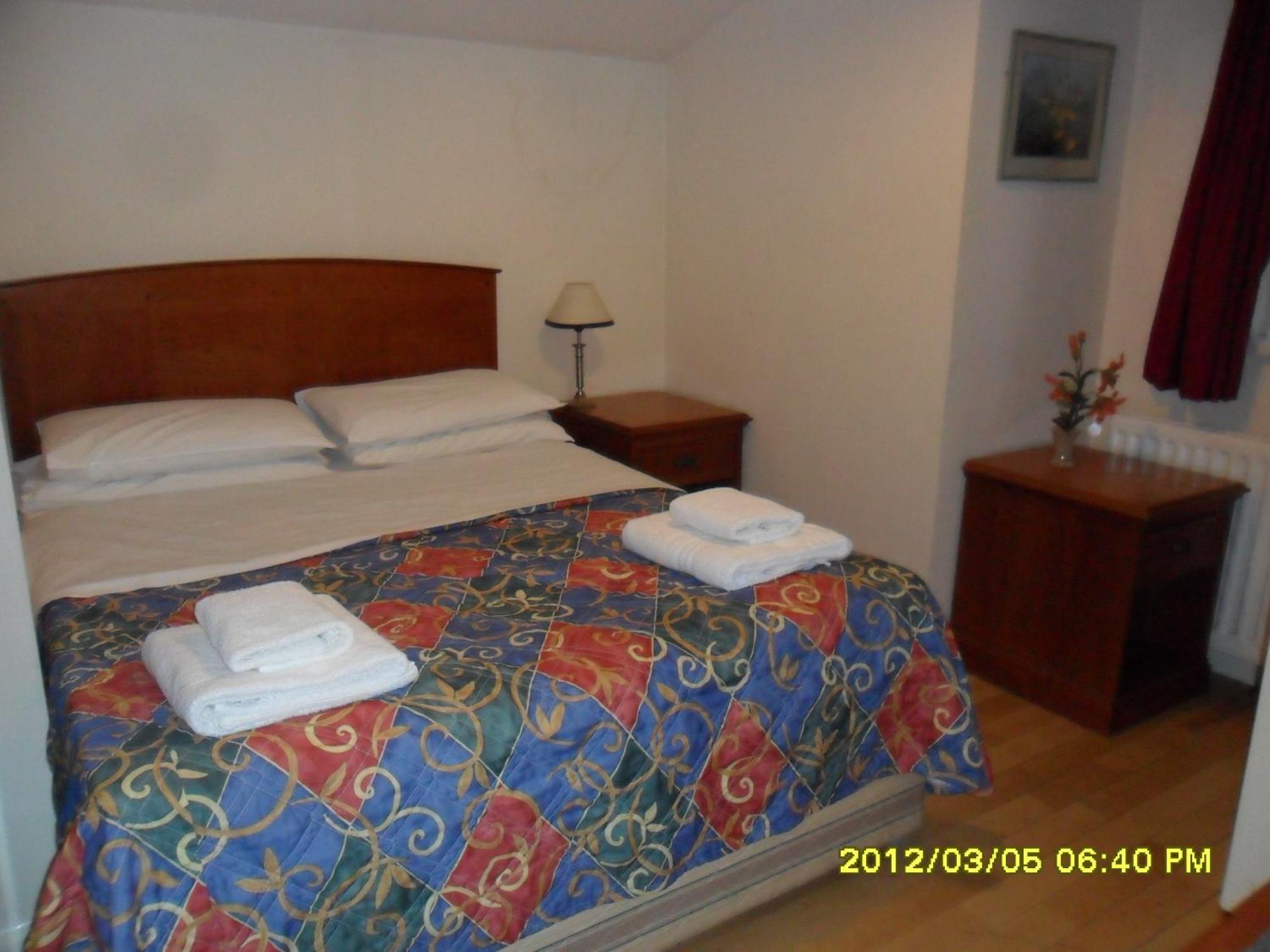 Thorpe Lodge Hotel Питерборо Екстериор снимка